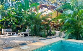 Tranqui FunKey - Surf&Yoga